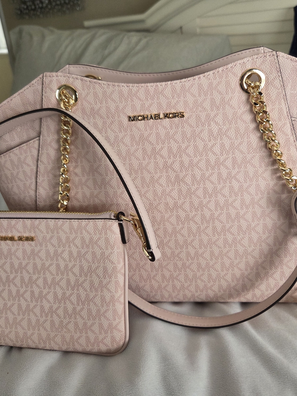 Michael Kors Light Pink Chain-Handle Shoulder Bag with Wristlet